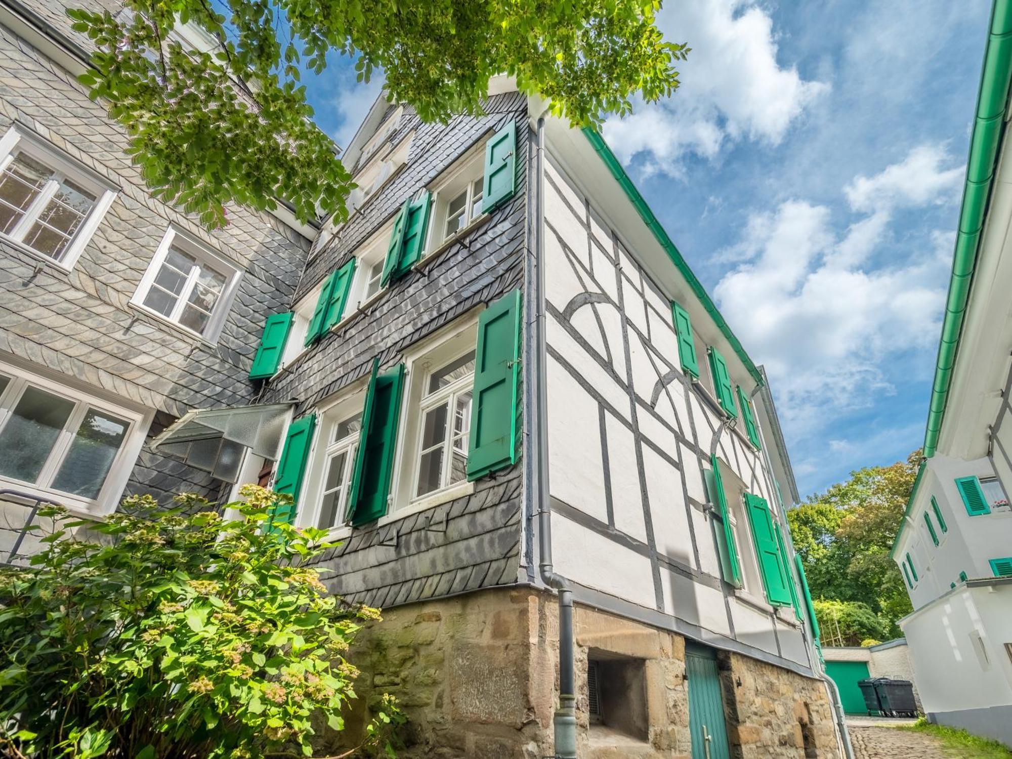 Kuesterhaus Graefrath Solingen Luaran gambar