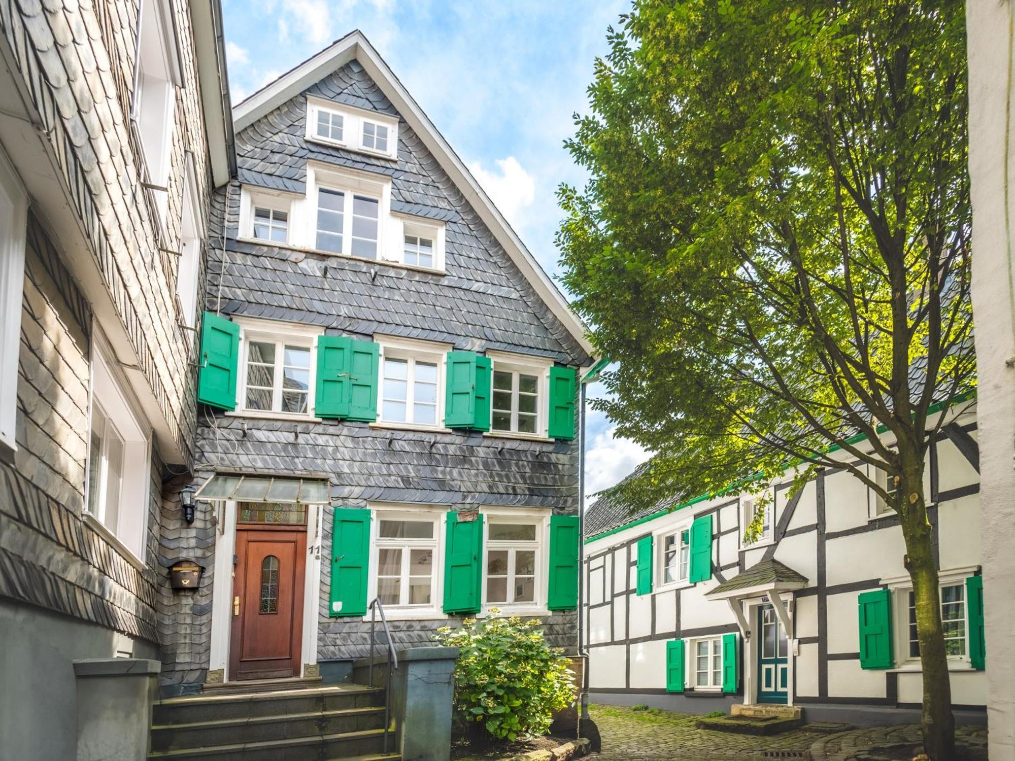Kuesterhaus Graefrath Solingen Luaran gambar